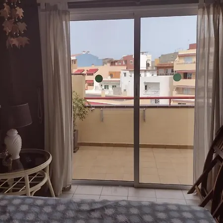 شقة Apartament Ocean View Puerto De Santiago